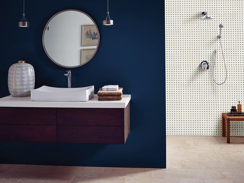 black-and-white-mosaic-tile-polka-dots-backsplash
